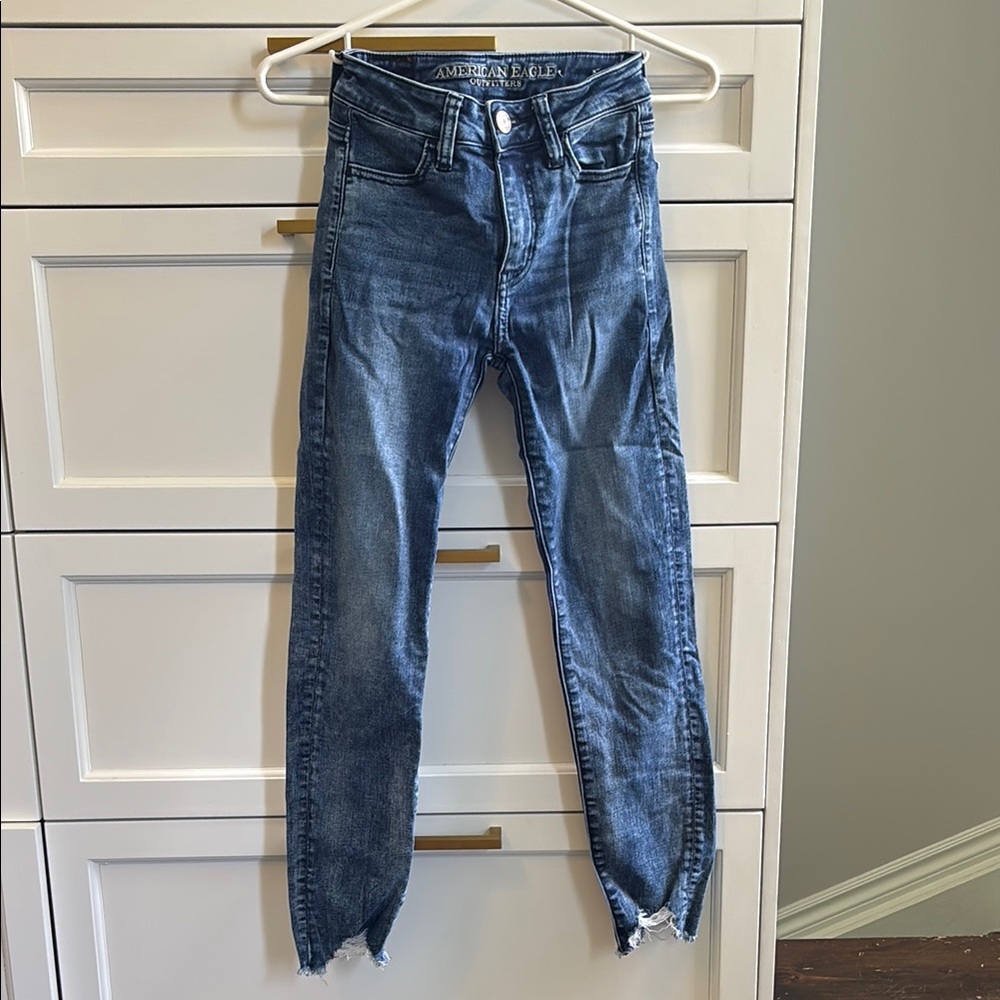 American Eagle Outfitters Blue Hi-Rise Jegging Crop Jeans